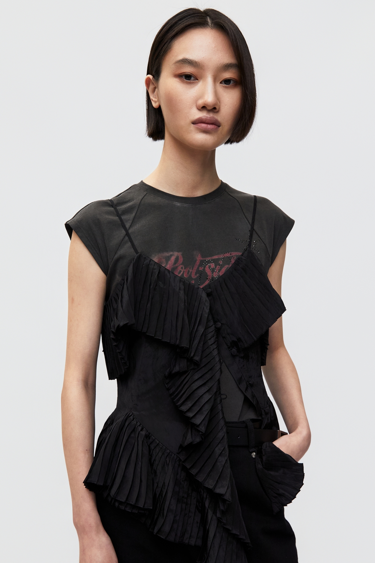 ASYMMETRIC PLEATED TOP (S26TO10061BK)