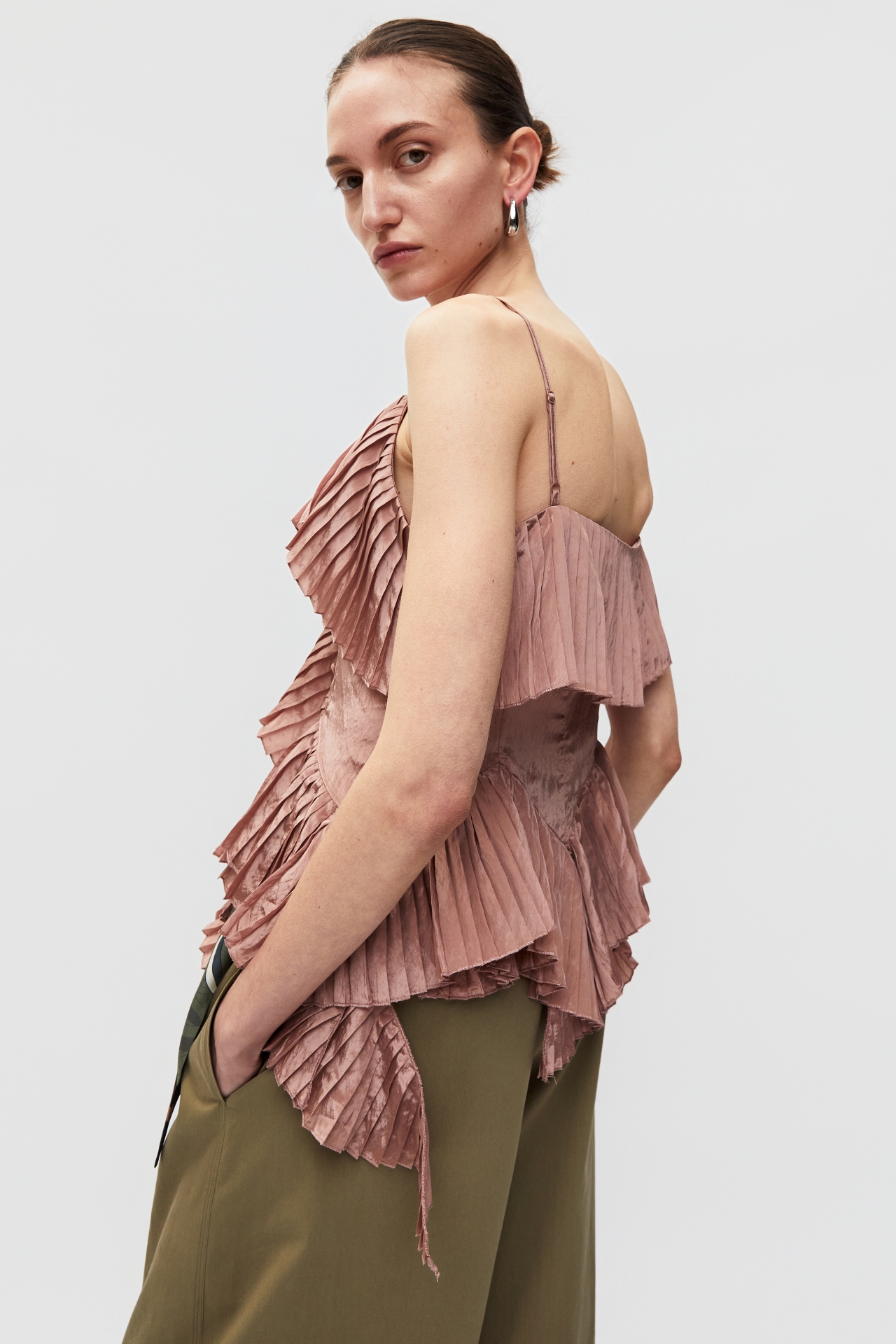 ASYMMETRIC PLEATED TOP (S26TO10061PK)