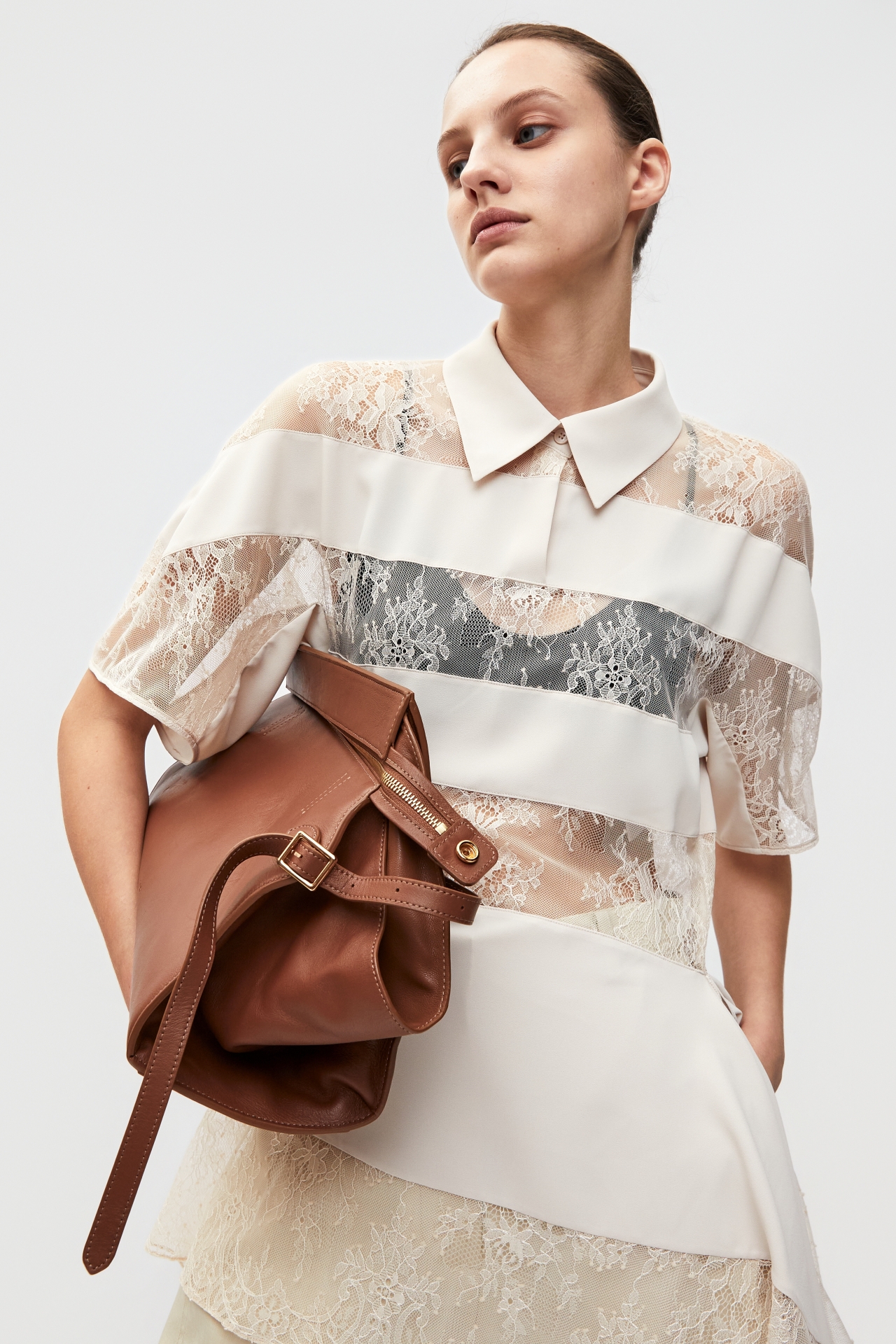 DRAPED HEM TOP (S26TO10072BE)