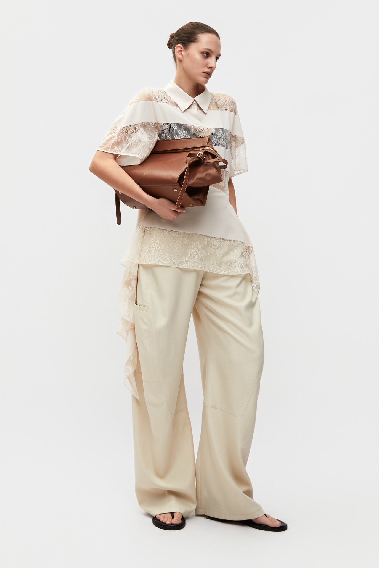 DRAPED HEM TOP (S26TO10072BE)