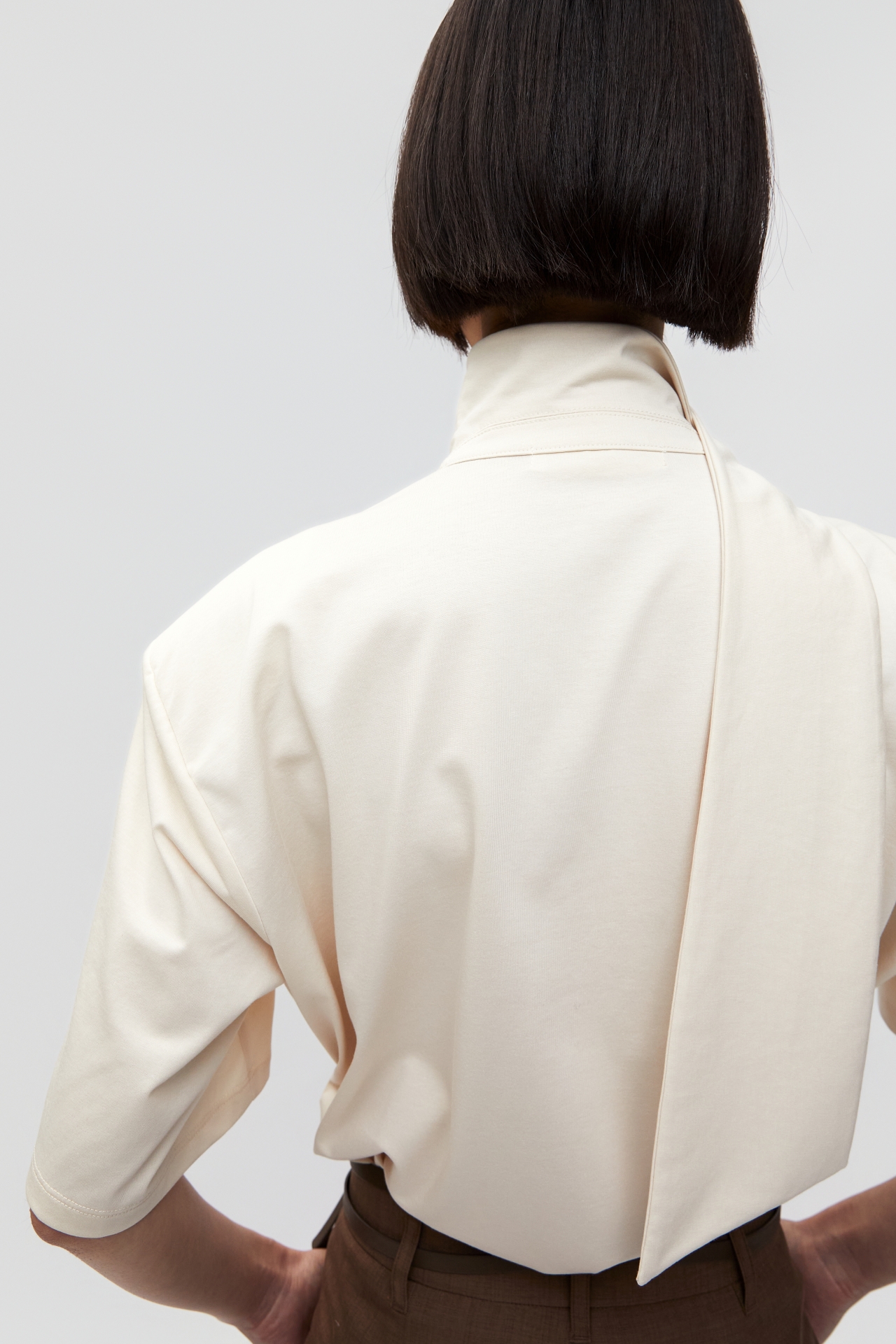 [9/7 예약배송] TIE-NECK T-SHIRTS (S26TS11011BE)