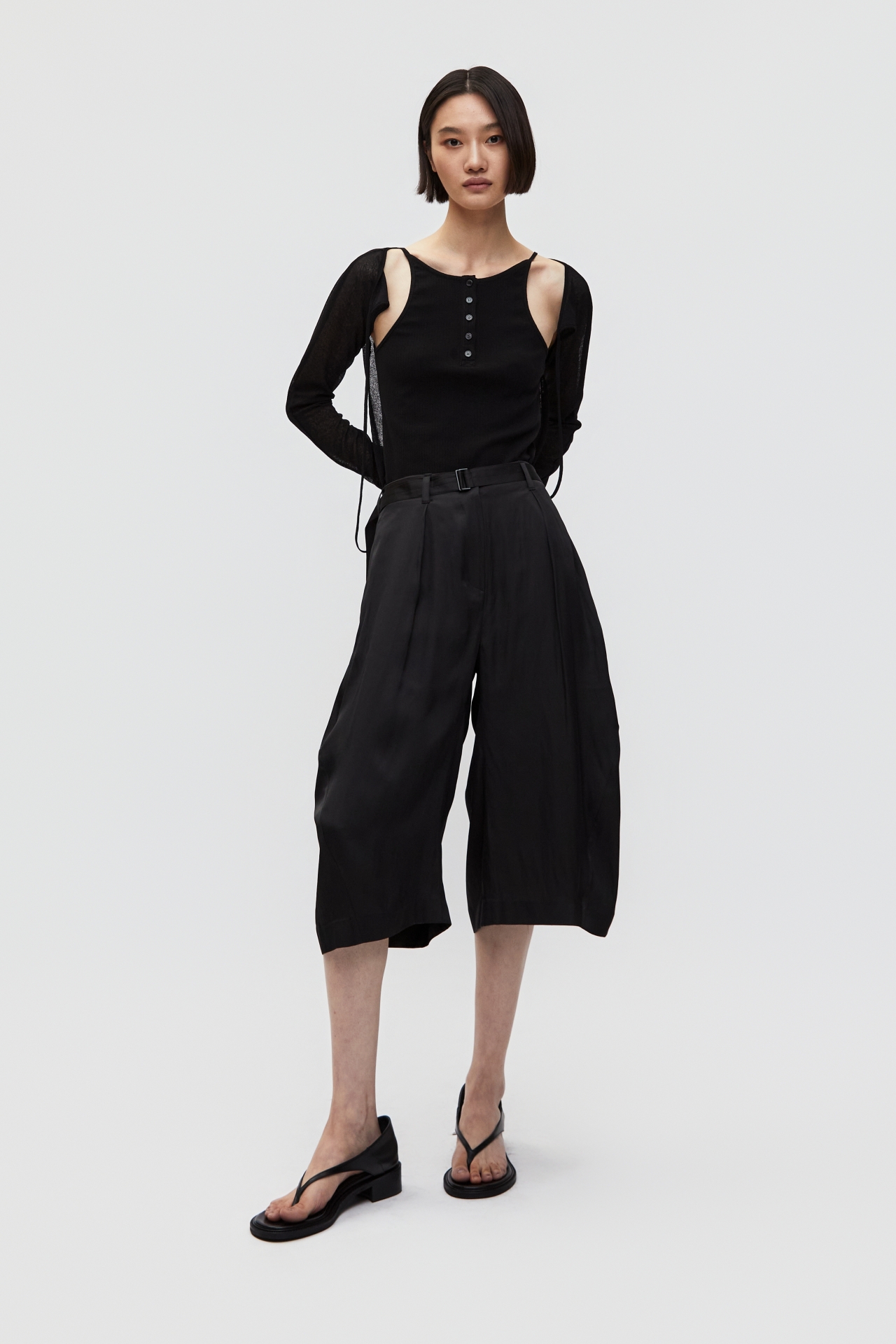LAYERED-STYLE LONG SLEEVE TOP (S26TS11141BK)