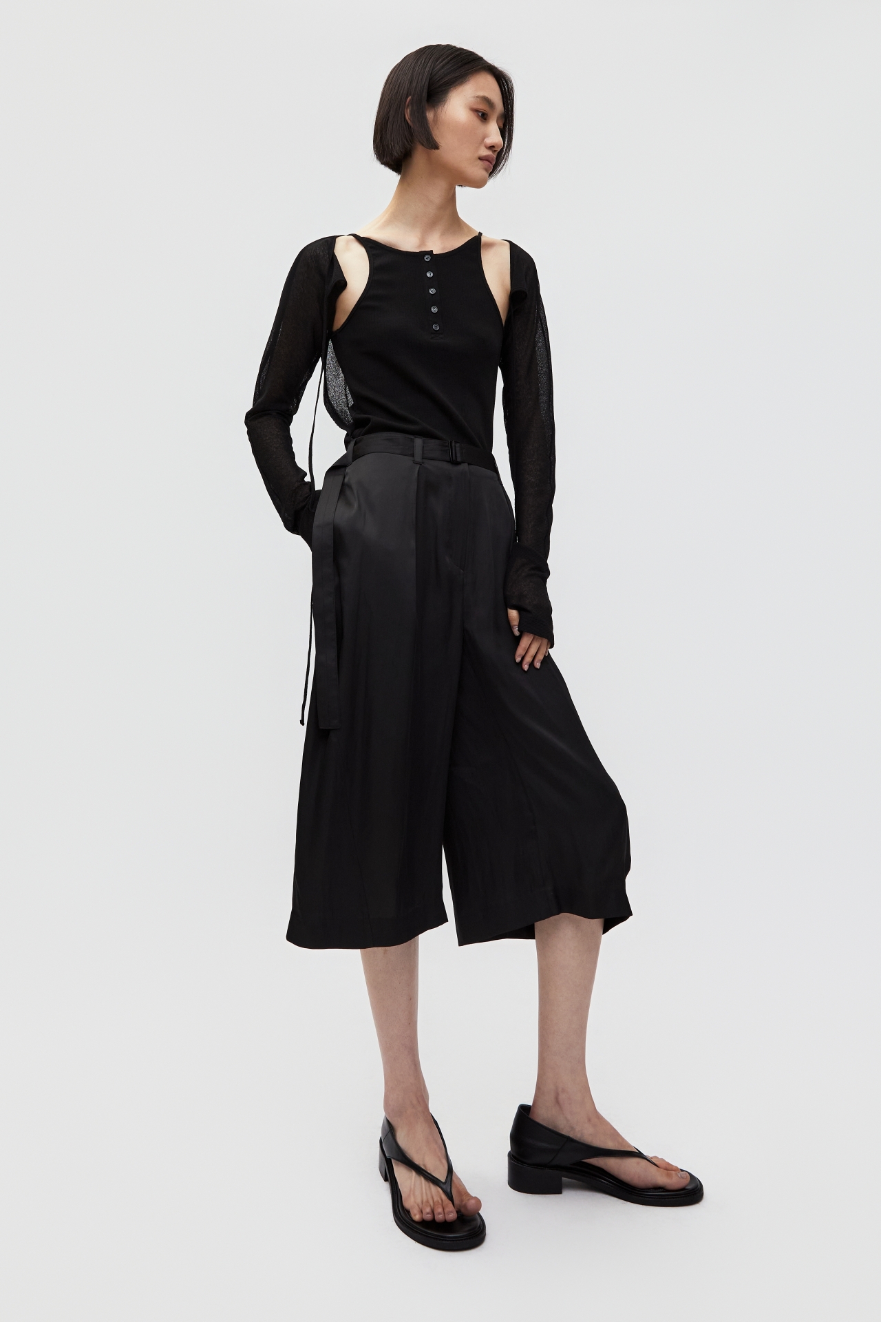 LAYERED-STYLE LONG SLEEVE TOP (S26TS11141BK)