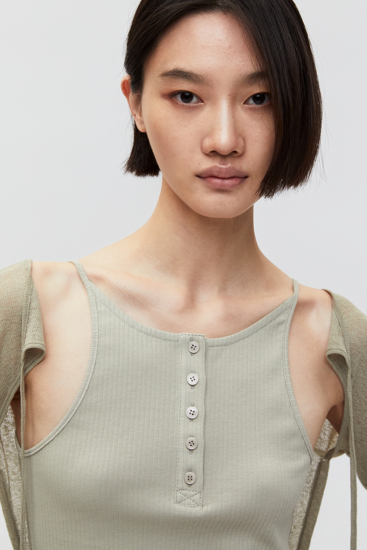 LAYERED-STYLE LONG SLEEVE TOP (S26TS11141KK)