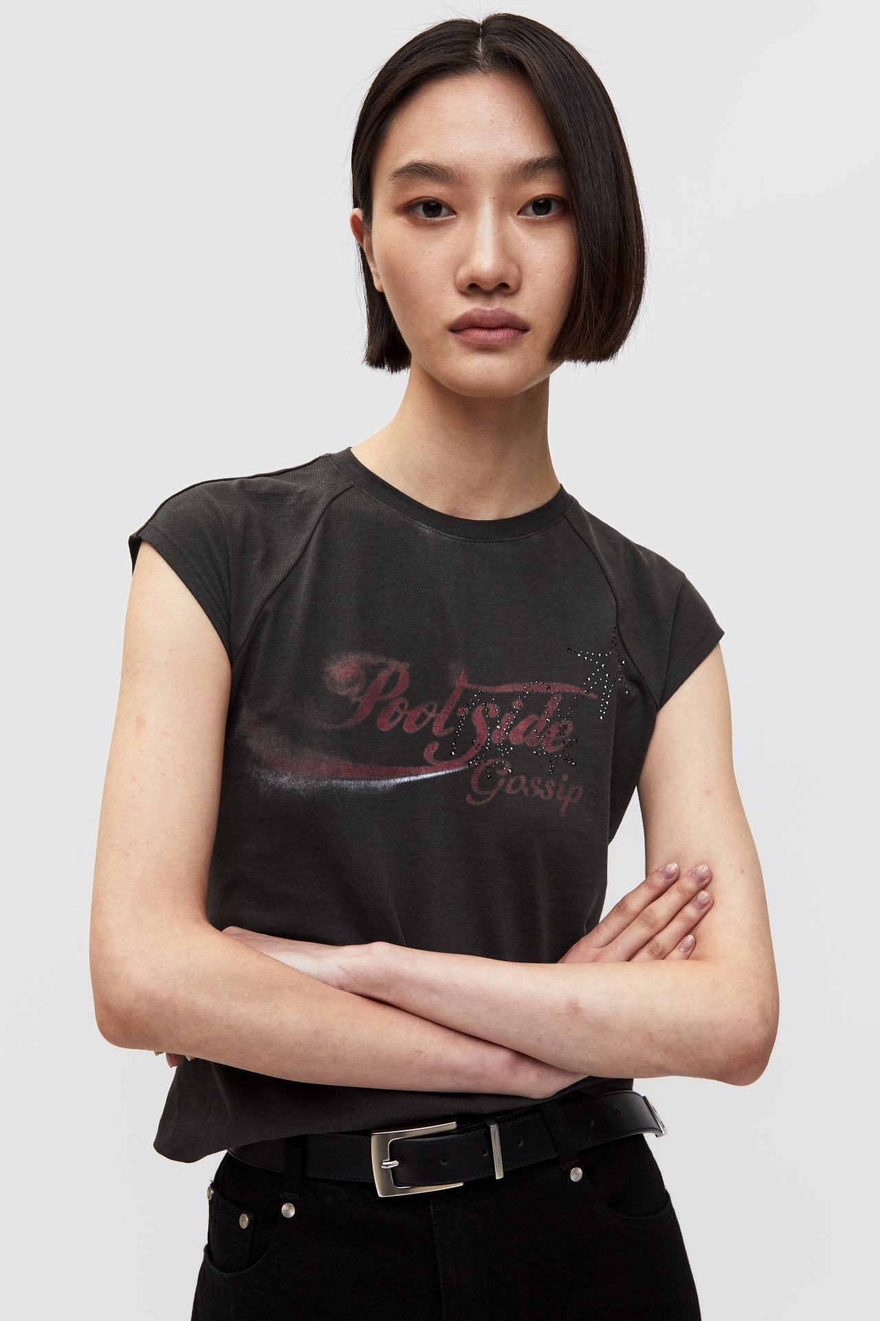 &ldquo;POOL SIDE GOSSIP&rdquo; PRINT T-SHIRTS (S26TS11151CG)