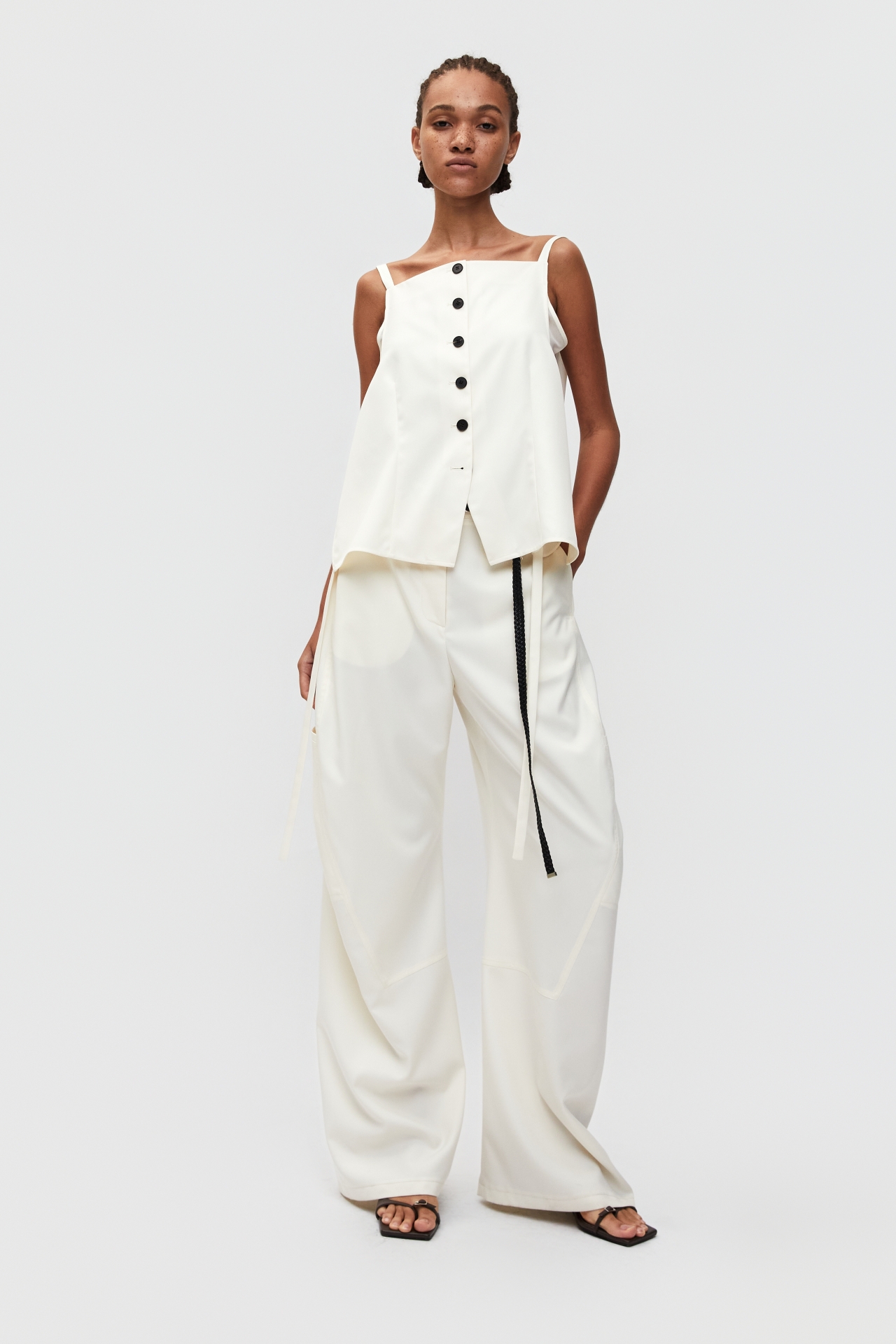DRAPE PANEL VEST (S26VT3021IV)