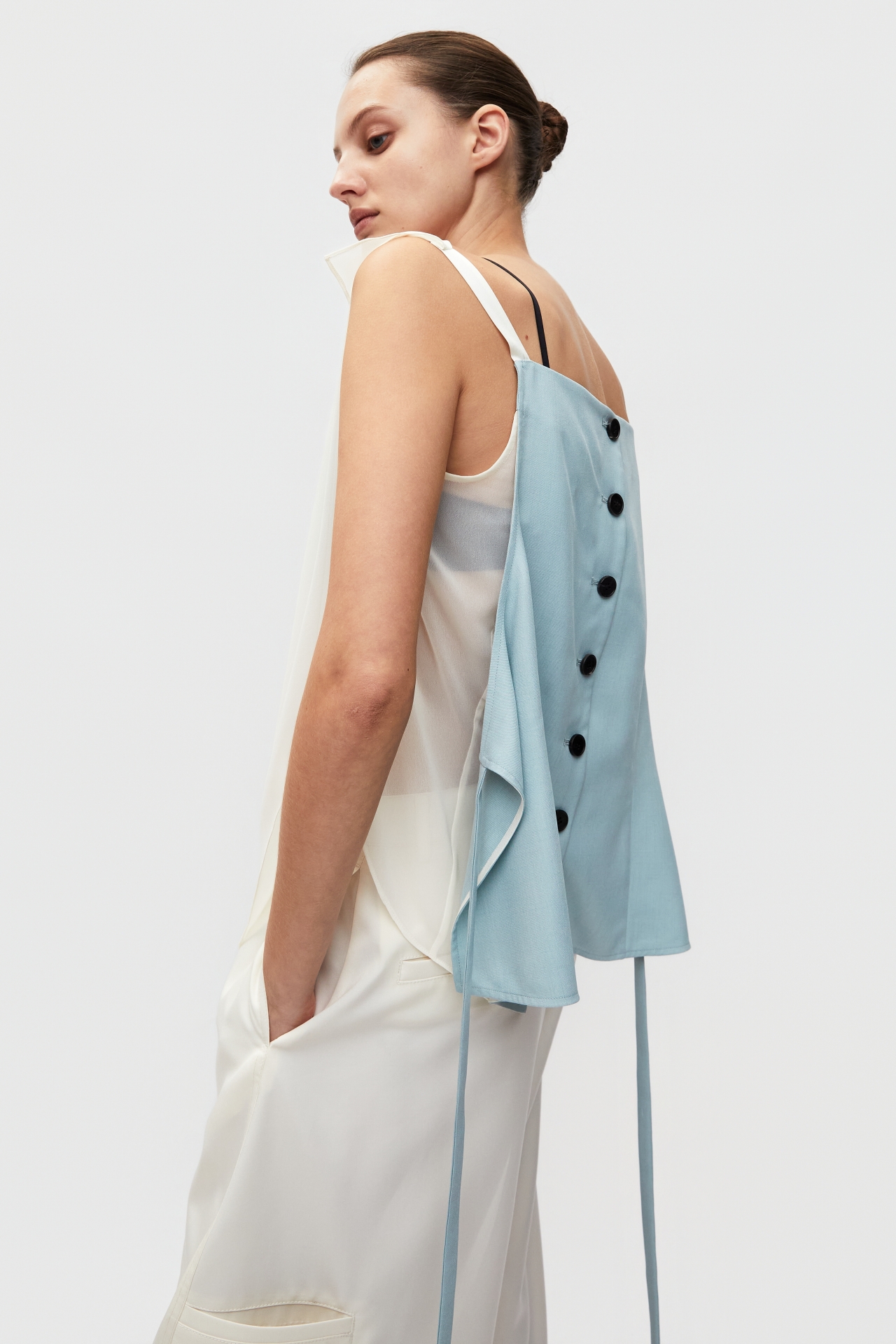 DRAPE PANEL VEST (S26VT3021MT)