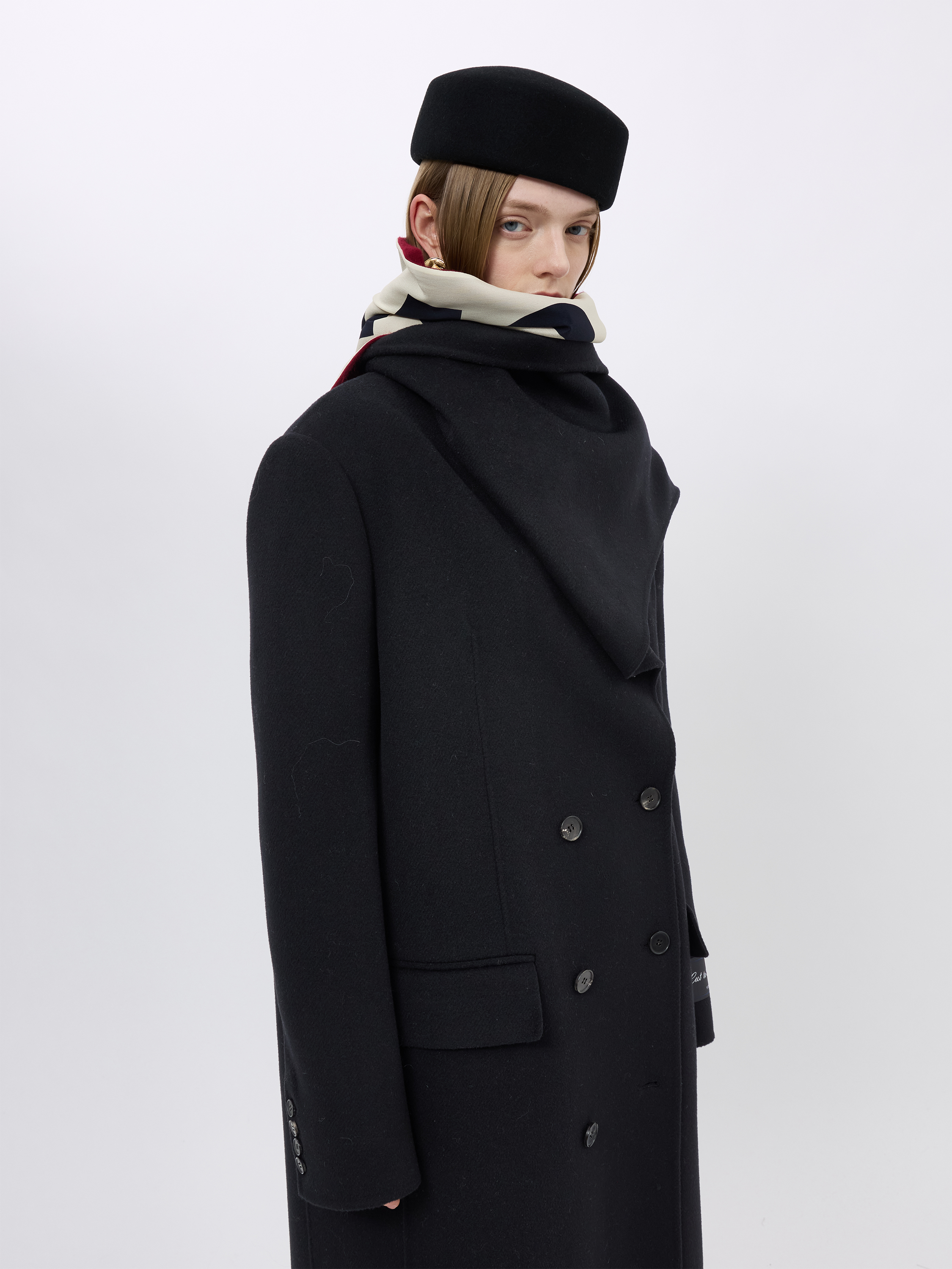 WOOL CASHMERE DRAPED NECK COAT (W26CT1071BK)