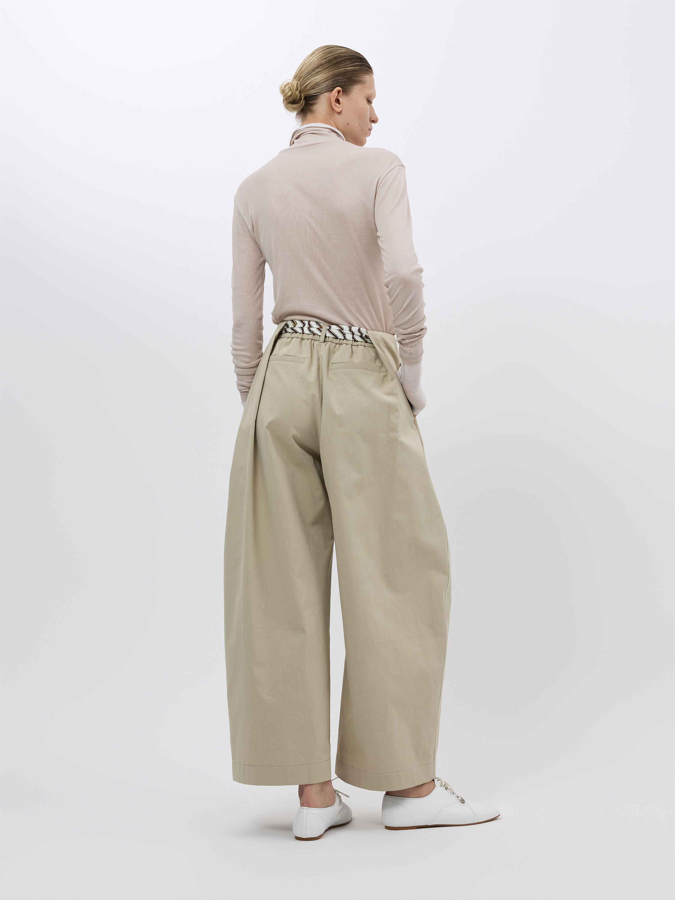 SCARF BELT WIDE PANTS (W26PT5181BE)