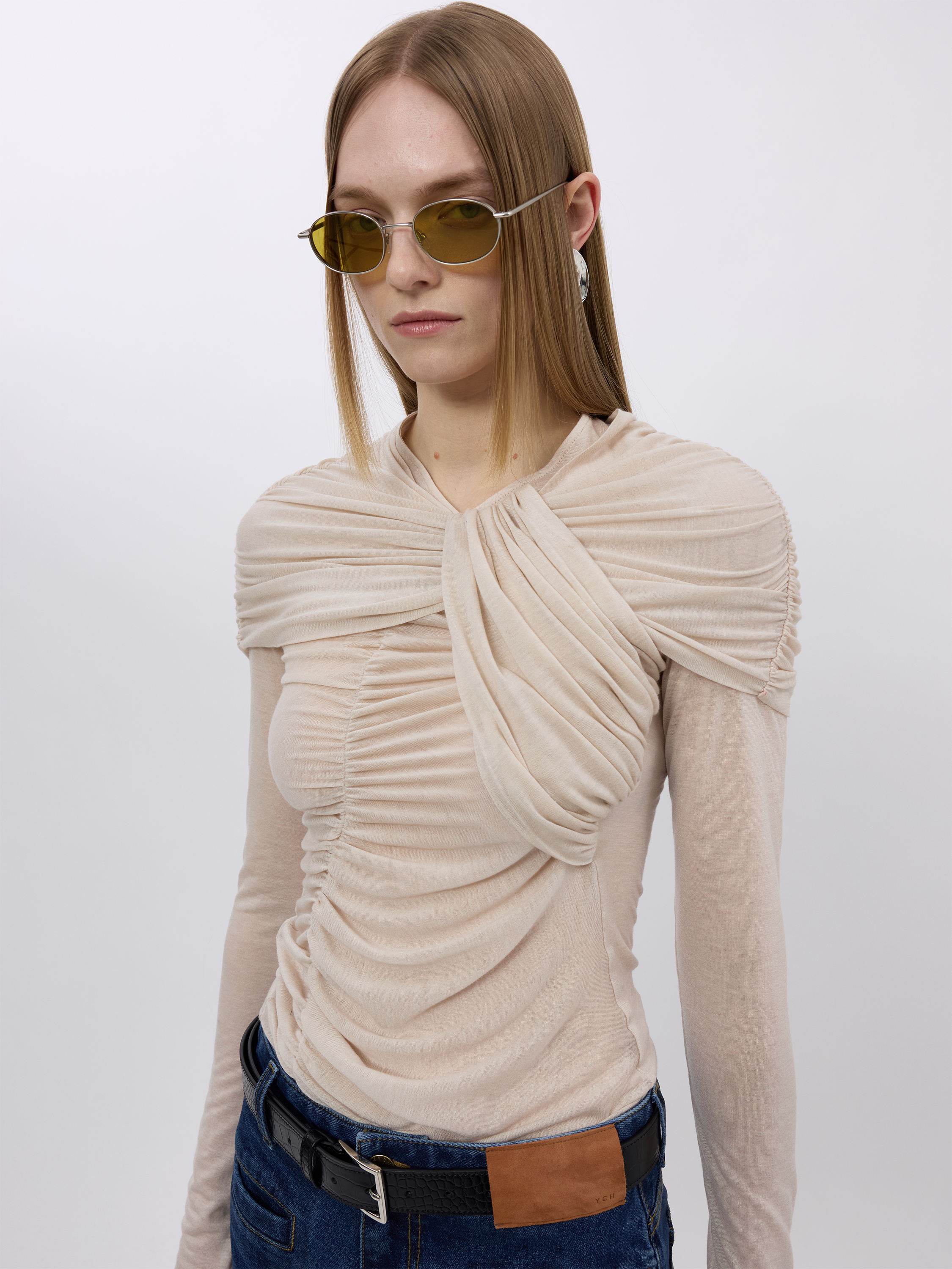 SHOULDER DRAPE RUCHED TOP (W26TS11051BE)
